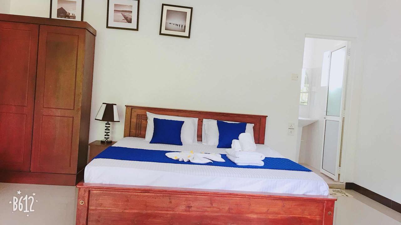 Blue Whale Holiday Hotel Mirissa Extérieur photo