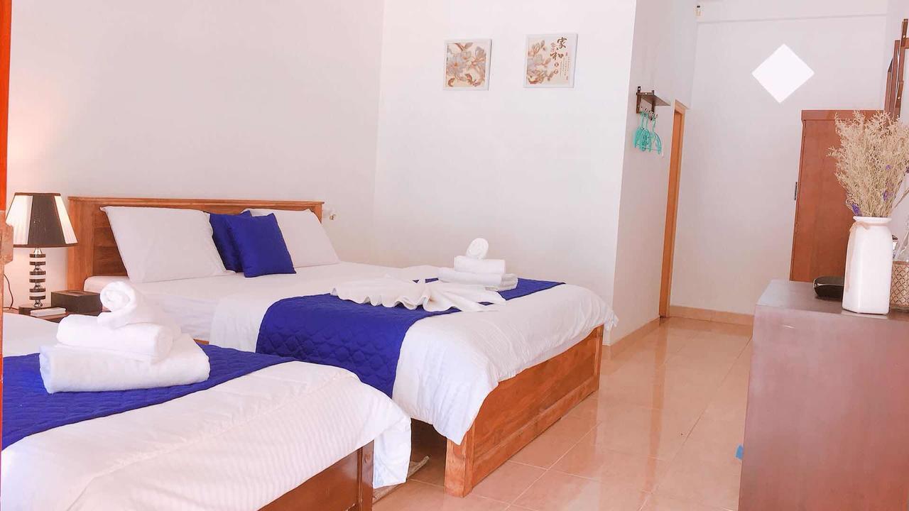 Blue Whale Holiday Hotel Mirissa Extérieur photo