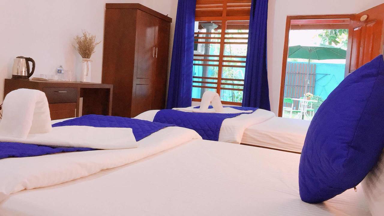 Blue Whale Holiday Hotel Mirissa Extérieur photo